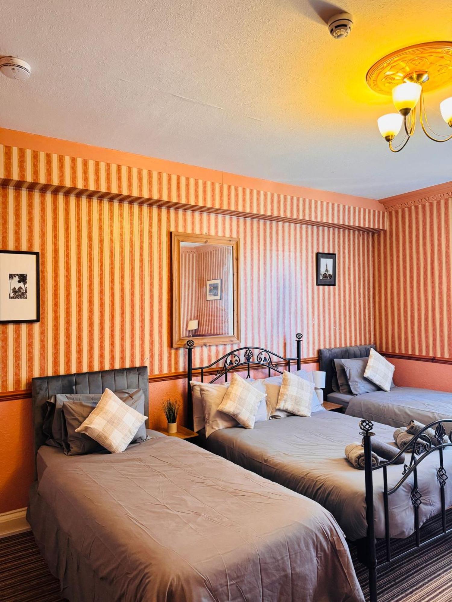 Edinburgh Travel Guest House מראה חיצוני תמונה