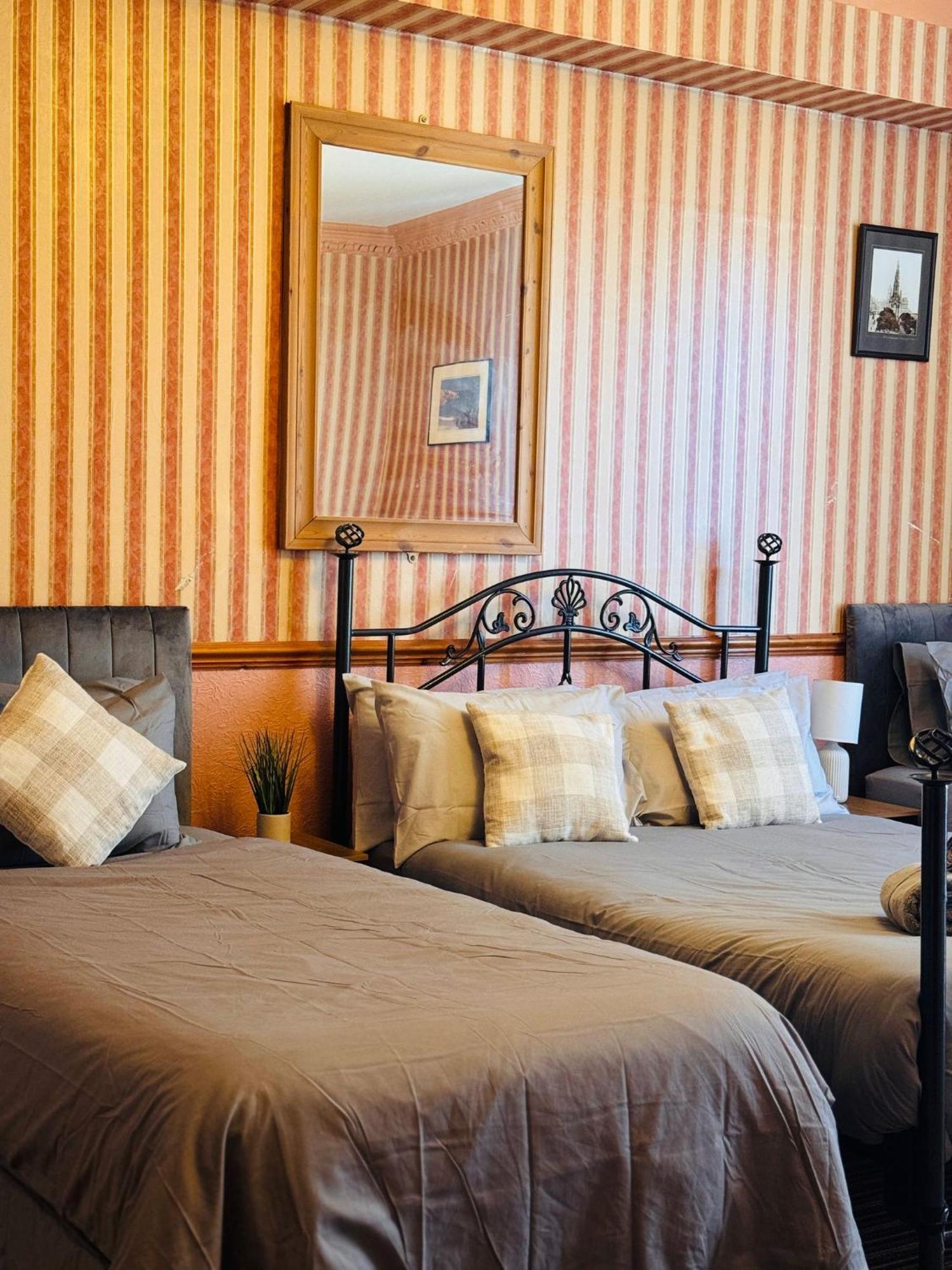 Edinburgh Travel Guest House מראה חיצוני תמונה