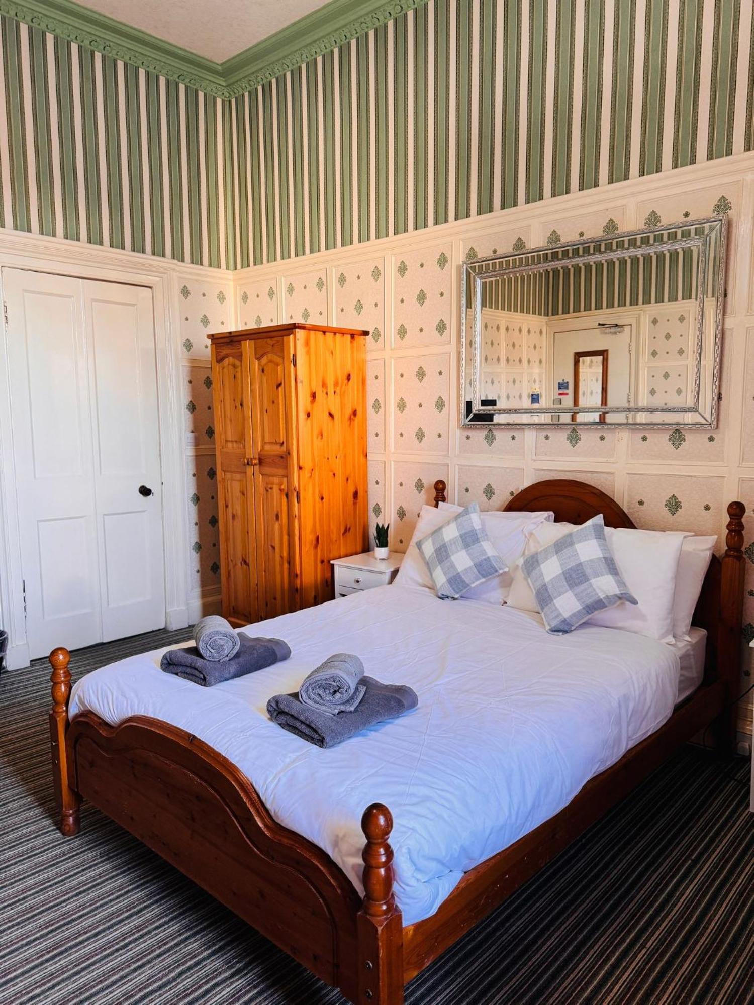 Edinburgh Travel Guest House מראה חיצוני תמונה