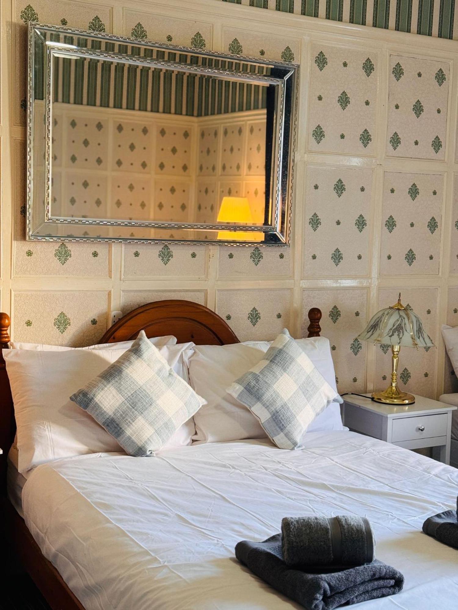 Edinburgh Travel Guest House מראה חיצוני תמונה