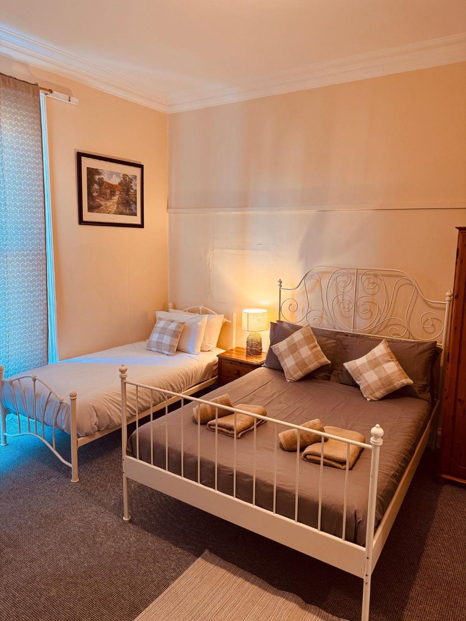 Edinburgh Travel Guest House מראה חיצוני תמונה