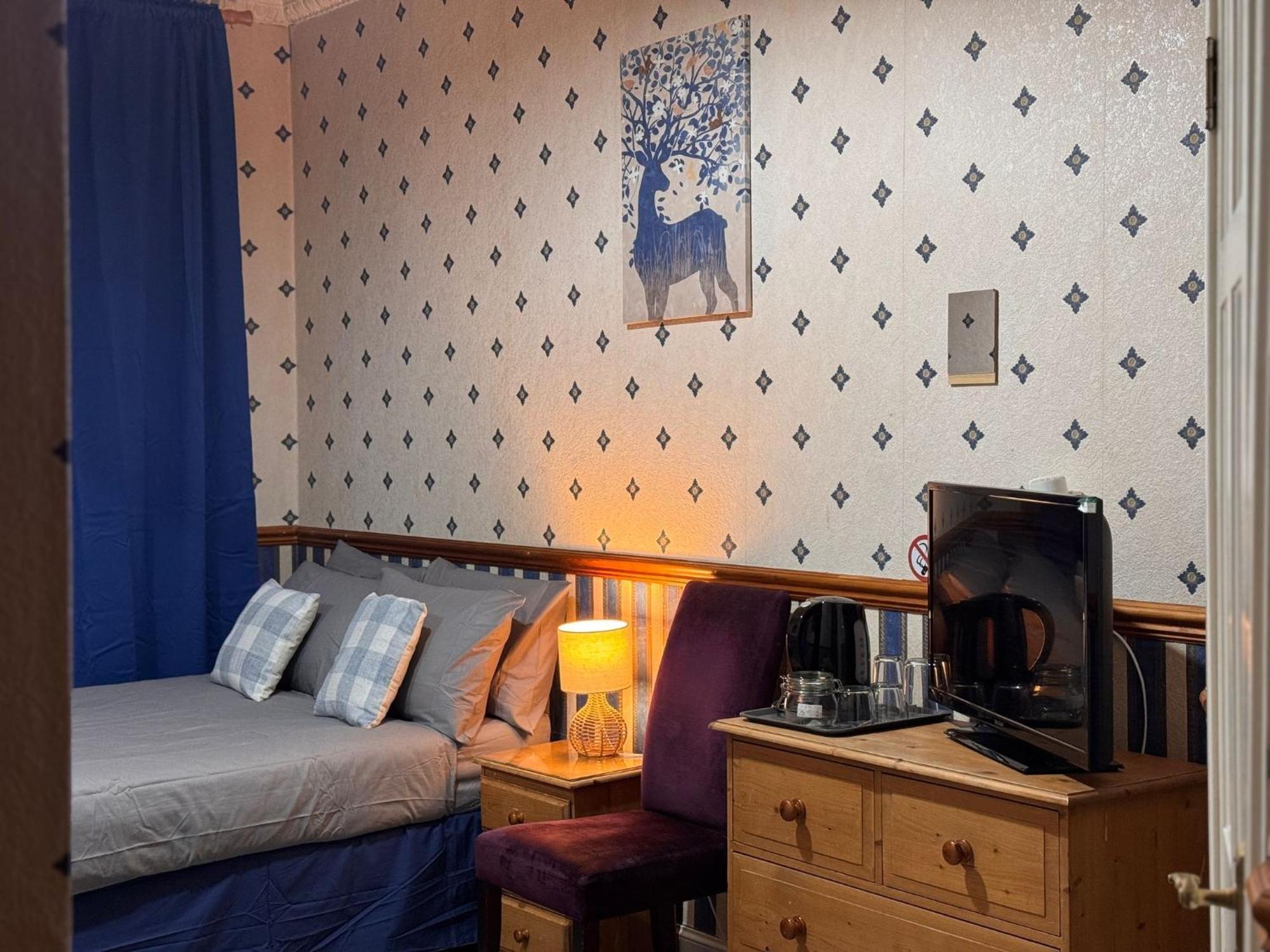 Edinburgh Travel Guest House מראה חיצוני תמונה