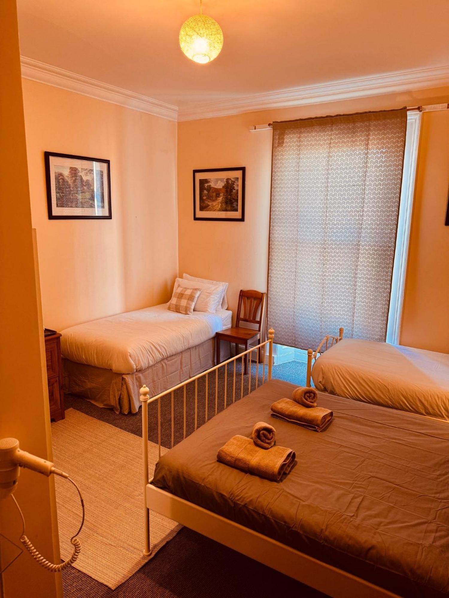 Edinburgh Travel Guest House מראה חיצוני תמונה