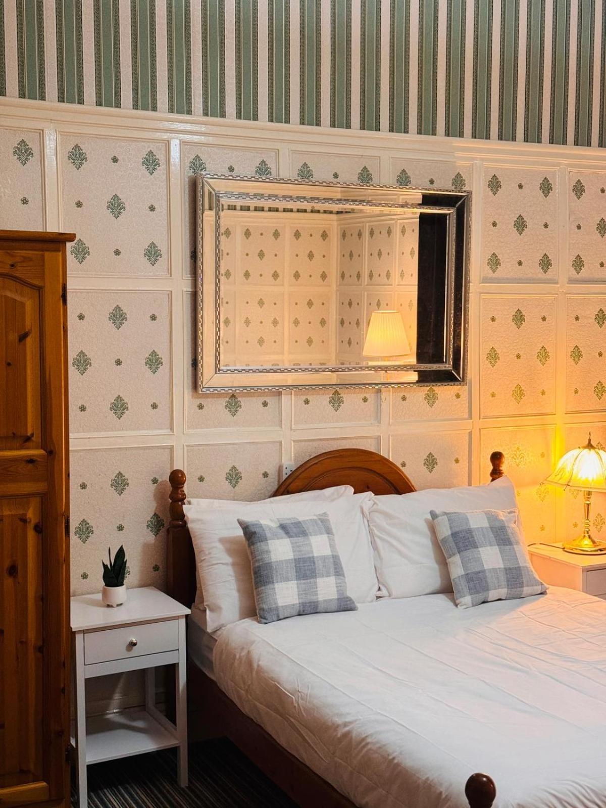 Edinburgh Travel Guest House מראה חיצוני תמונה