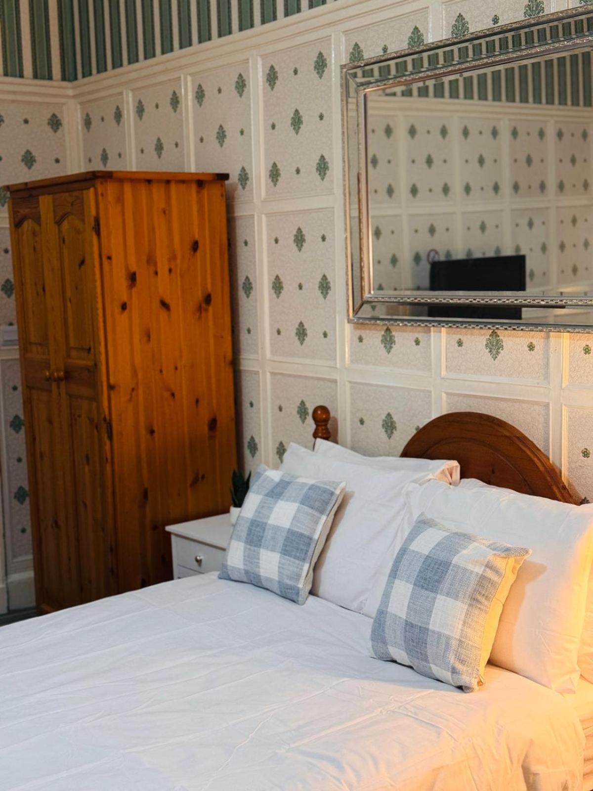 Edinburgh Travel Guest House מראה חיצוני תמונה