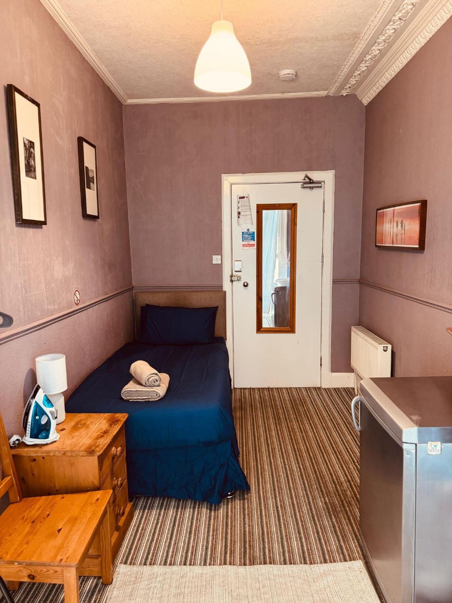 Edinburgh Travel Guest House מראה חיצוני תמונה