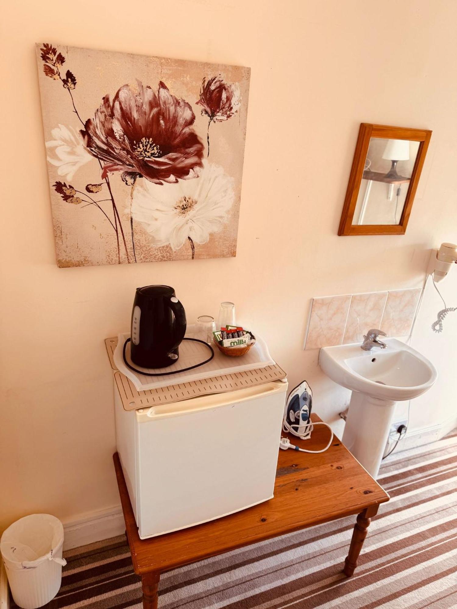 Edinburgh Travel Guest House מראה חיצוני תמונה